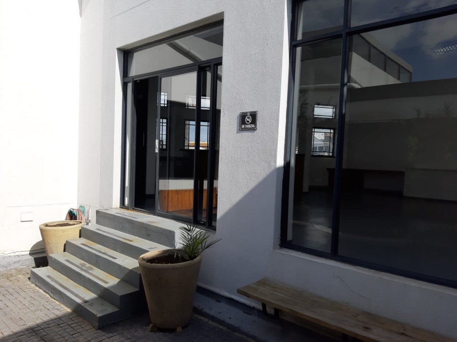 To Let Commercial Property for Rent in Woodstock Western Cape